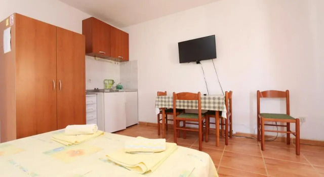 Apartments Antoneta, Забронировать Апартаменты/квартира Апартаменты Макарска, рядом с Набережная Рива (Макарска), Апартаменты/квартира