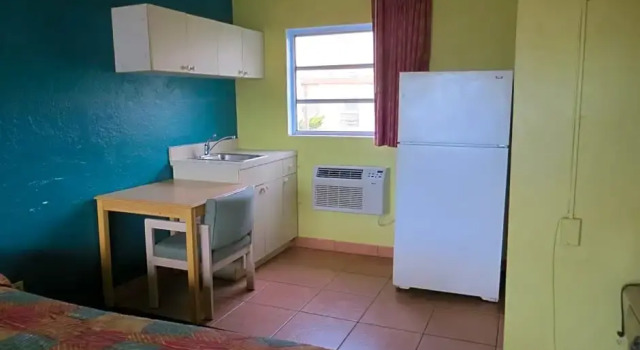 Двухместный номер Standard Skyway Motel