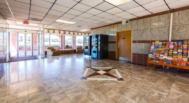 Hotel McGhee Tyson Airport, Забронировать Отель Алкоа Great Smoky Mountains National Park