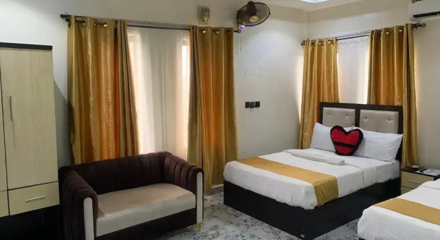 Номер Luxury Hilton Garden Hotel