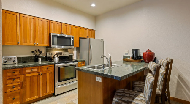 Main St. Condo in Breckenridge, Забронировать Отель Брекенридж Горнолыжный курорт Вейл, рядом с Подъемник Сноуфлейк
