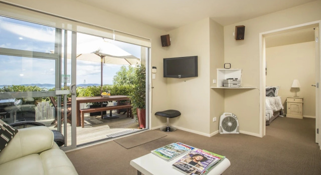 Апартаменты Deluxe с 2 комнатами с видом на океан Tahi Lodge - Matakana Coast