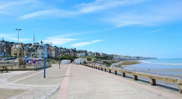 Appartement balcon 2 chambres et à 2 pas de la plage, Varaa Huoneisto Ault 