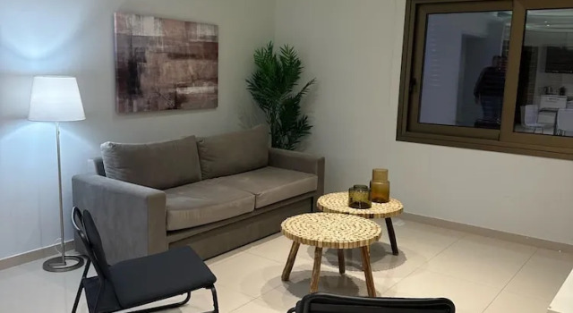Апартаменты Amazing 2 Bdrm Sea View Holiday Apt