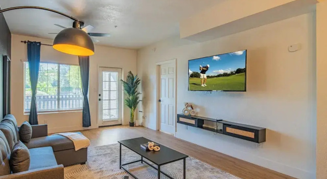 Апартаменты ROVE LIVING/KL - Hideaway North Scottsdale