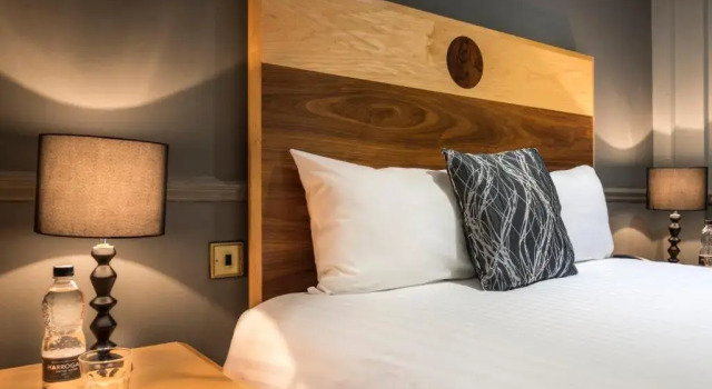 Двухместный номер Standard The Swan Hotel, Stafford, Staffordshire - The Coaching Inn Group