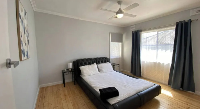 Central 1940s Bendigo Home Hamptons Heritage Reno