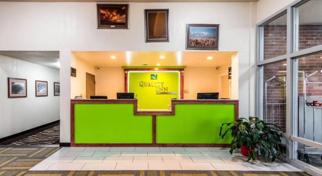 Colby Inn and Suites