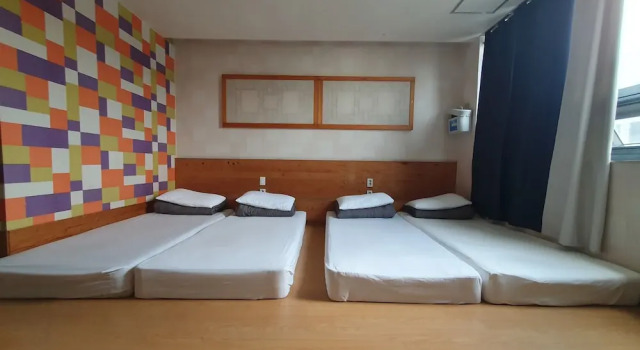 Standard cvadruplă cameră Bound Hostel