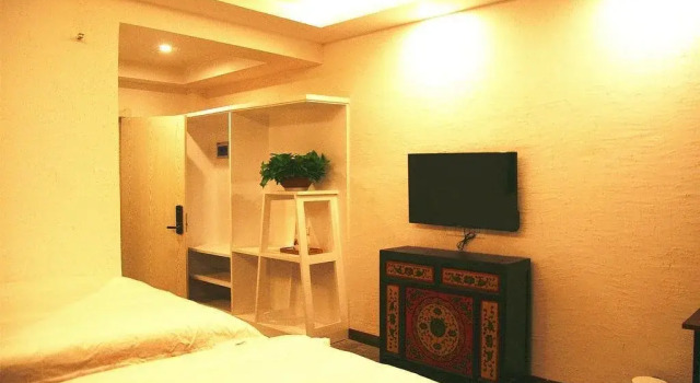 Tangren Inn, Book Hotel Jiuquan Gansu