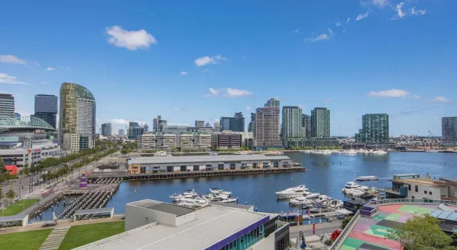 Апартаменты с 2 комнатами с балконом The Sebel Residences Melbourne Docklands Serviced Apartments