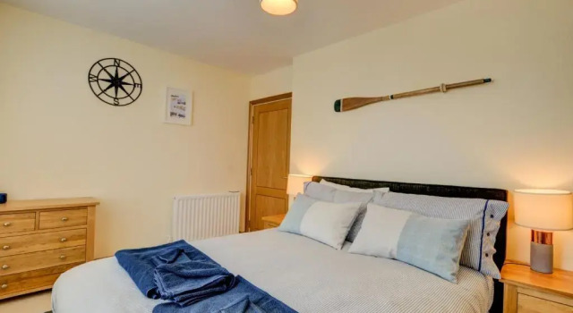 Flat 3 Penlu, Забронировать Отель Отели Суонидж с парковкой, рядом с Парк Дурлстон Кантри, Парковка