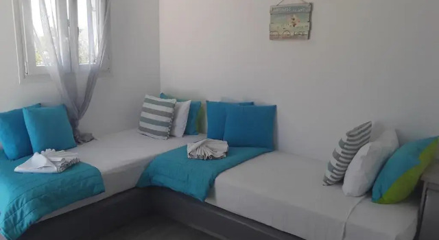Четырёхместный номер Premium Azalea Hotel
