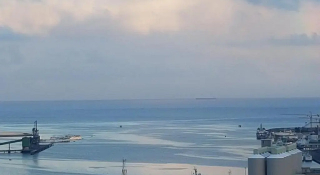 Апартаменты с видом на море Sea & City View Luxury Apartment