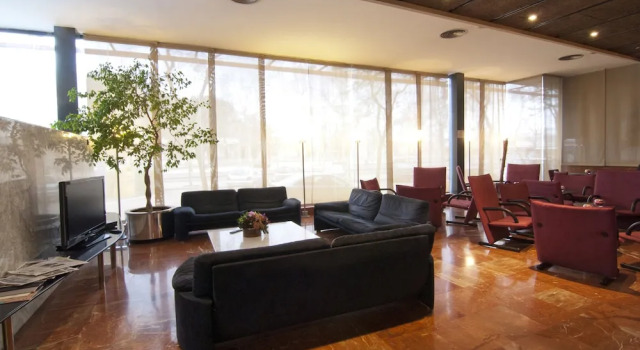 Hotel Fonda Neus, Забронировать Отель Сан-Садурни-д'Анойя 