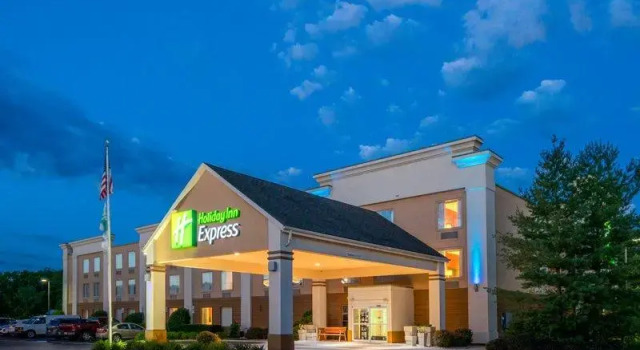 Четырёхместный номер Standard Holiday Inn Express Hanover by IHG