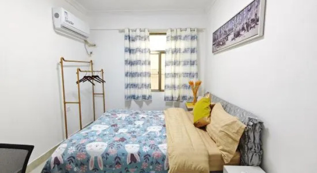 Семейный люкс с 4 комнатами Four Seasons Seaview Hotel Apartment (Rose Coast)
