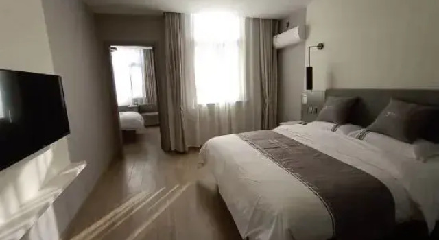 Люкс City 118 Hotel