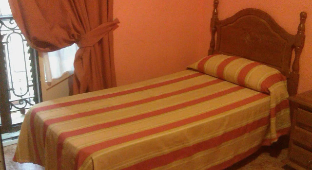 Hostal Playa 2, Забронировать Отель Мадрид Провинция Мадрид, рядом с Дом-музей Лопе де Вега