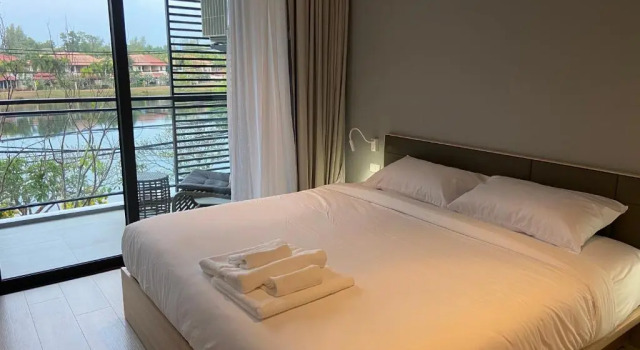 Cassia Apartment 1, Забронировать Апартаменты/квартира Пляж Банг Тао остров Пхукет, рядом с Супермаркет Tesco Lotus в Чернгталай