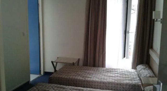 Двухместный номер Standard Hotel Lilas Gambetta