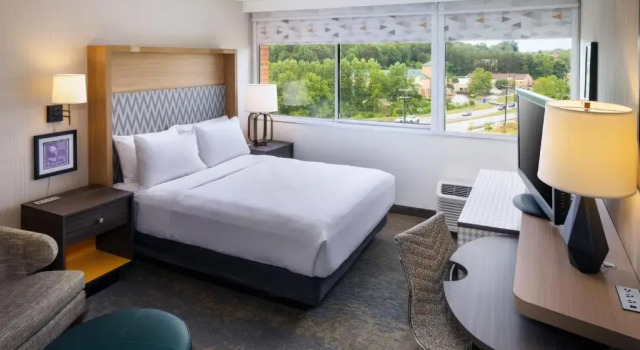 Люкс Holiday Inn Charlottesville-Monticello by IHG