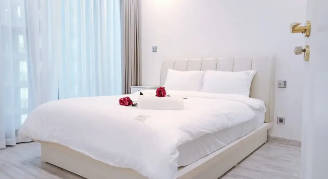 Vinhomes Golden River Ruby, Забронировать Апартаменты/квартира Отели Хошимина с бассейном, рядом с Hung Kings' Temple, Бассейн