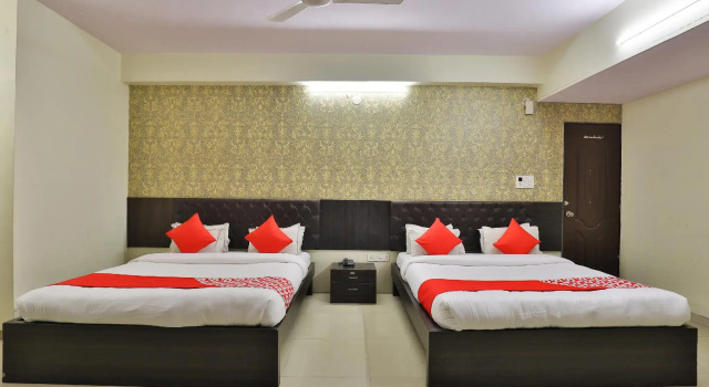 OYO 28344 Siddhi Vinayak Rooms, Rezerwuj Hotel Hotele w Gujarat ze śniadaniem, Śniadanie