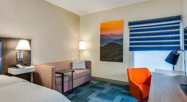 Люкс Hampton Inn Johnson City