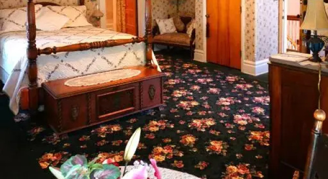 Люкс Deluxe Rose Heart Inn
