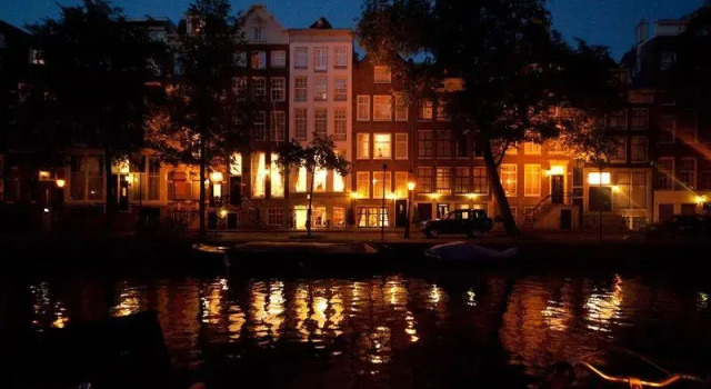 Номер Economy Ambassade Hotel