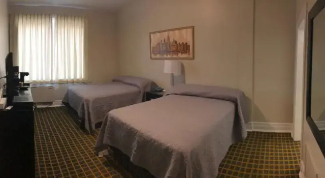 Номер Deluxe Royal Hotel