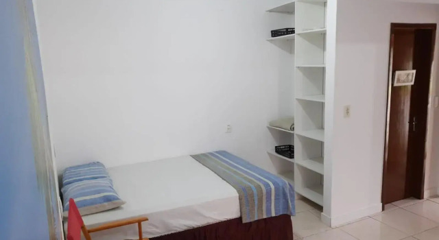 FLAT COM AR COND. WI-FI TV a CABO PERTO DA PRAIA