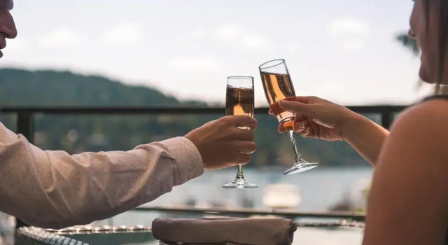 Номер Standard с видом на море Brentwood Bay Resort