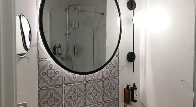 Трёхместный номер Petit Palace Marques Santa Ana