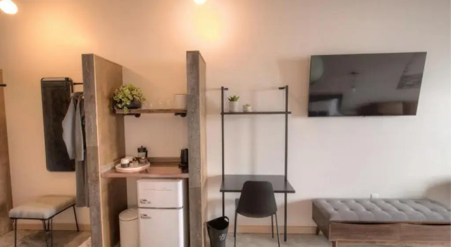 Студия Bowline Hotel