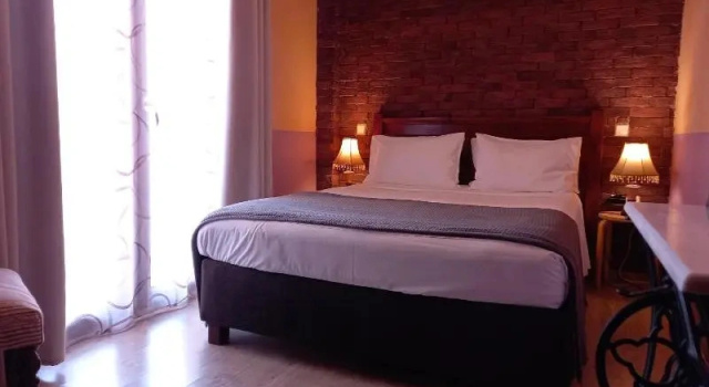 Двухместный номер Economy с балконом Mythos Guesthouse
