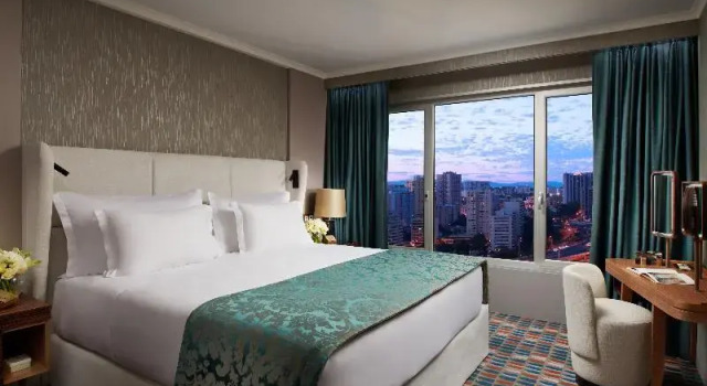 Семейный номер Standard с красивым видом из окна Corinthia Lisbon