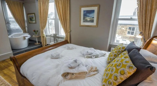 St Valery Boutique Bed + Breakfast, Забронировать Бутик-отель Алнмут Нортумберленд, рядом с Гольф-клуб Алнмута
