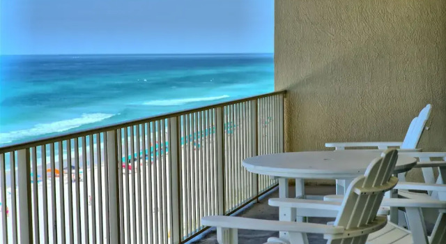 Номер Standard с 2 комнатами с балконом Gorgeous Condo with Breathtaking Ocean View - Unit 0803 by RedAwning