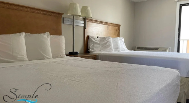Четырёхместный семейный номер Standard с частичным видом на океан Simple Life Motel