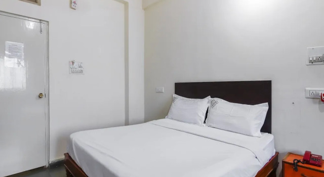 Номер Standard Blue Lotus Residency