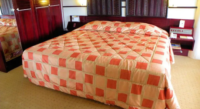 Полулюкс Hotel Sibayak Internasional