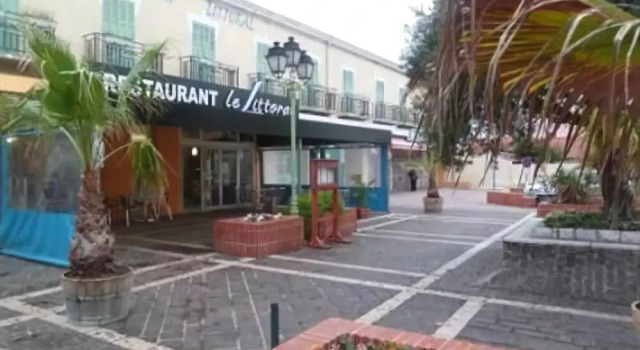 Hotel Restaurant Le Littoral, Забронировать Отель Фос-сюр-Мер Étang de Berre