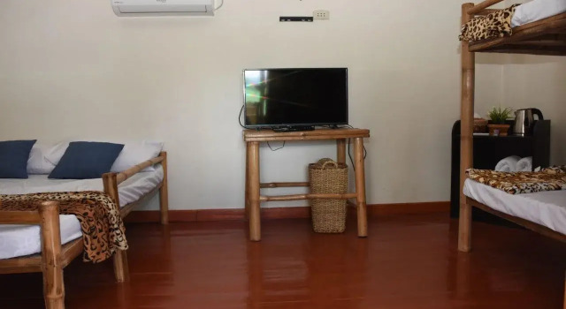 M Rishon, Rezervovat Hotel San Luis Luzon