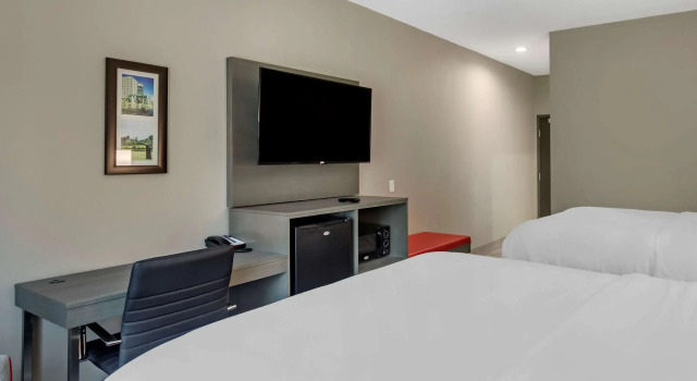 Comfort Inn & Suites, Buchen Sie Hotel Olive Branch Mississippi