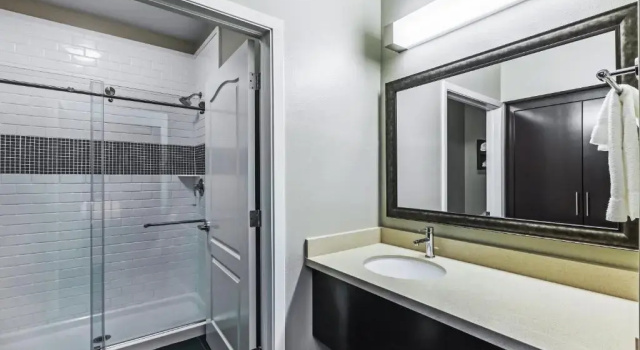 Двухместный номер Standard Staybridge Suites Fort Worth Fossil Creek by IHG
