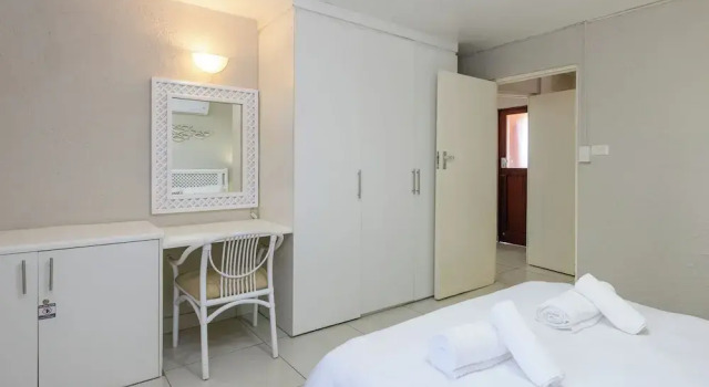 San Lameer Villa Rentals  2510