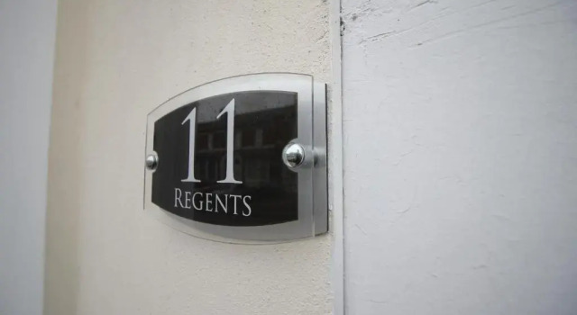 Коттедж Regent Choice - Town Centre - Large Property