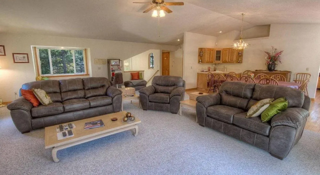 Tahoe Trails Lodge by Lake Tahoe Accommodations, Забронировать Апартаменты/квартира Отели South Lake Tahoe Area с парковкой, Парковка